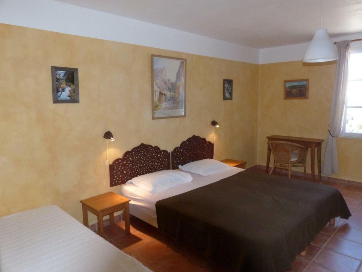 La Ferme Du Petit Segries Bed And Breakfast Moustiers-Sainte-Marie Ngoại thất bức ảnh